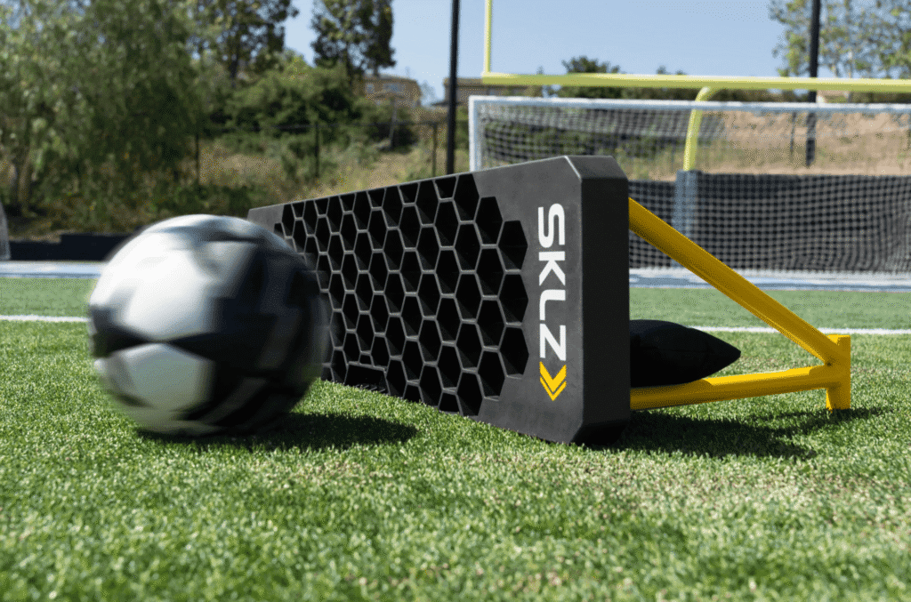 ריבאונדר קיר לאימון כדורגל