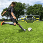 רשת אימון לדיוק בעיטות