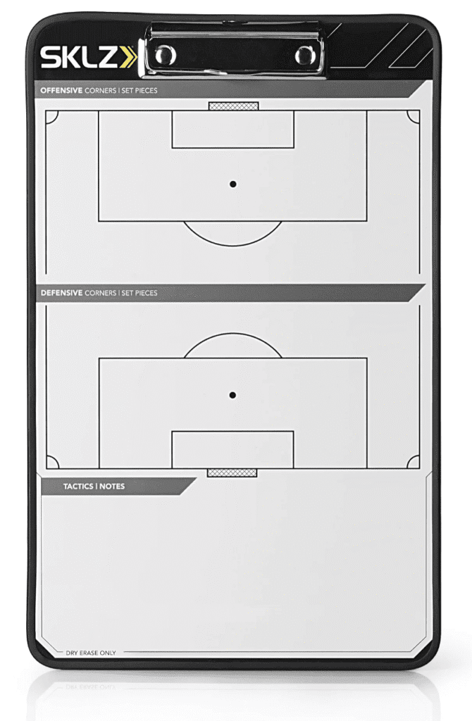 לוח טקטי למאמן כדורגל