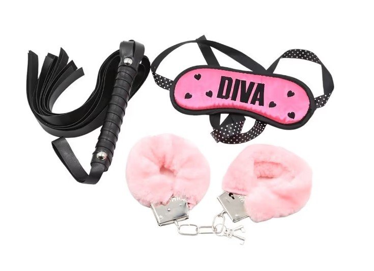 סט אזיקים וכיסוי עיניים